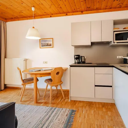 Apartment Knaller-möd Weissensee