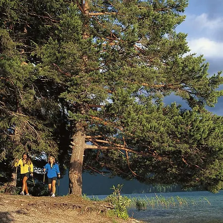 Knaller-moed Apartament *